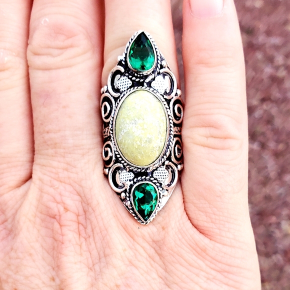 New Lemon Chrysoprase & Peridot 925 Silver Statement Ring. - Picture 9 of 13